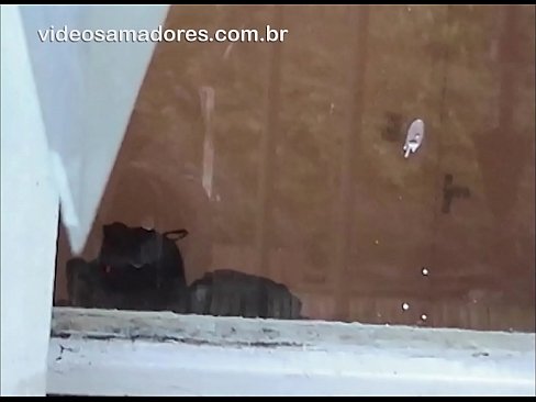 ❤️ Bărbat excitat care își privește prietena cu un alt tip, înregistrând un video de sex fără a deranja cuplul ❤️  at ro.amourpassionfever.ru ️❤